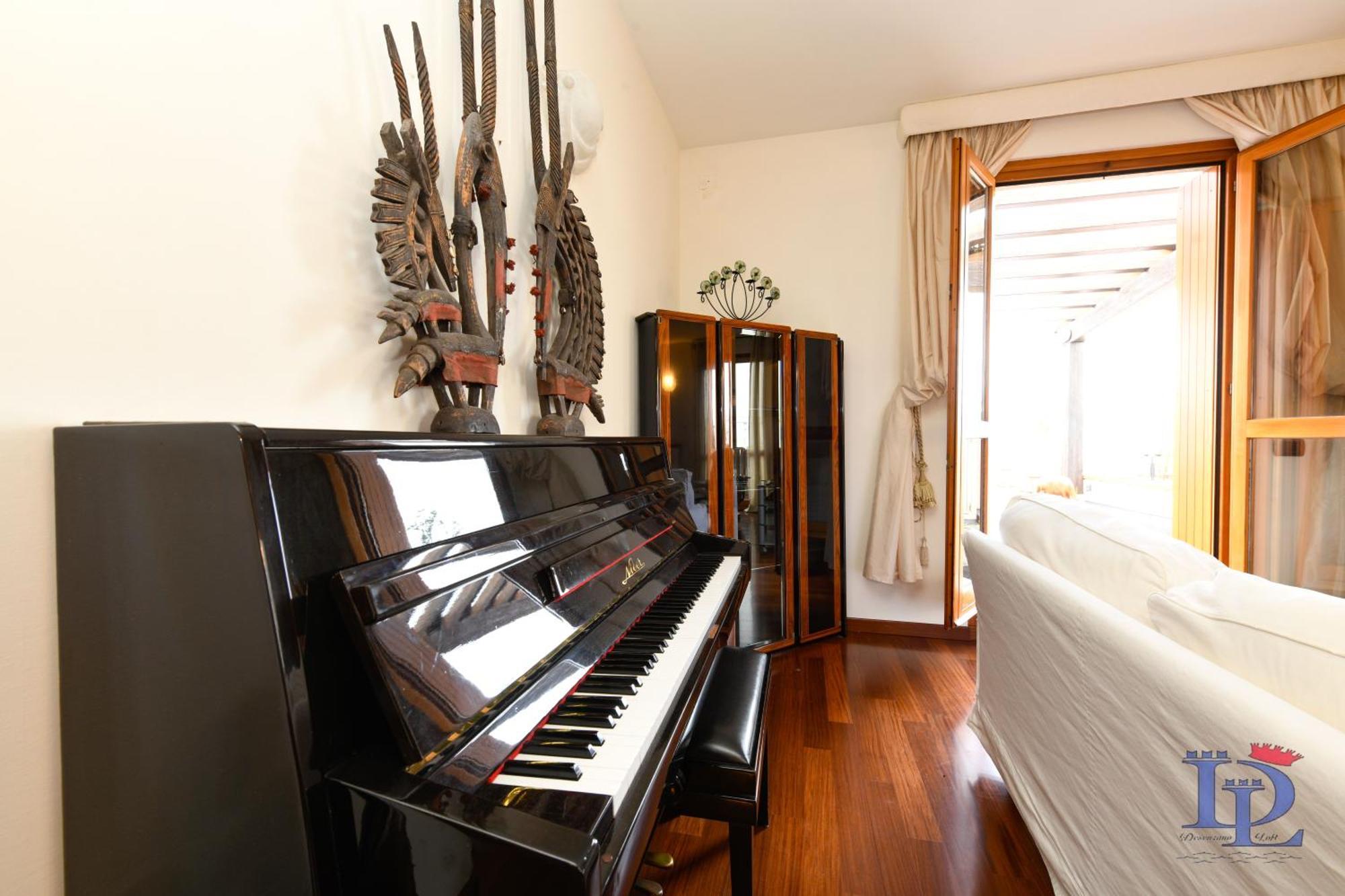 Desenzanoloft Official Partner Marriott Homes & Villas - Gardastar La Stella Del Lago Desenzano del Garda Eksteriør billede