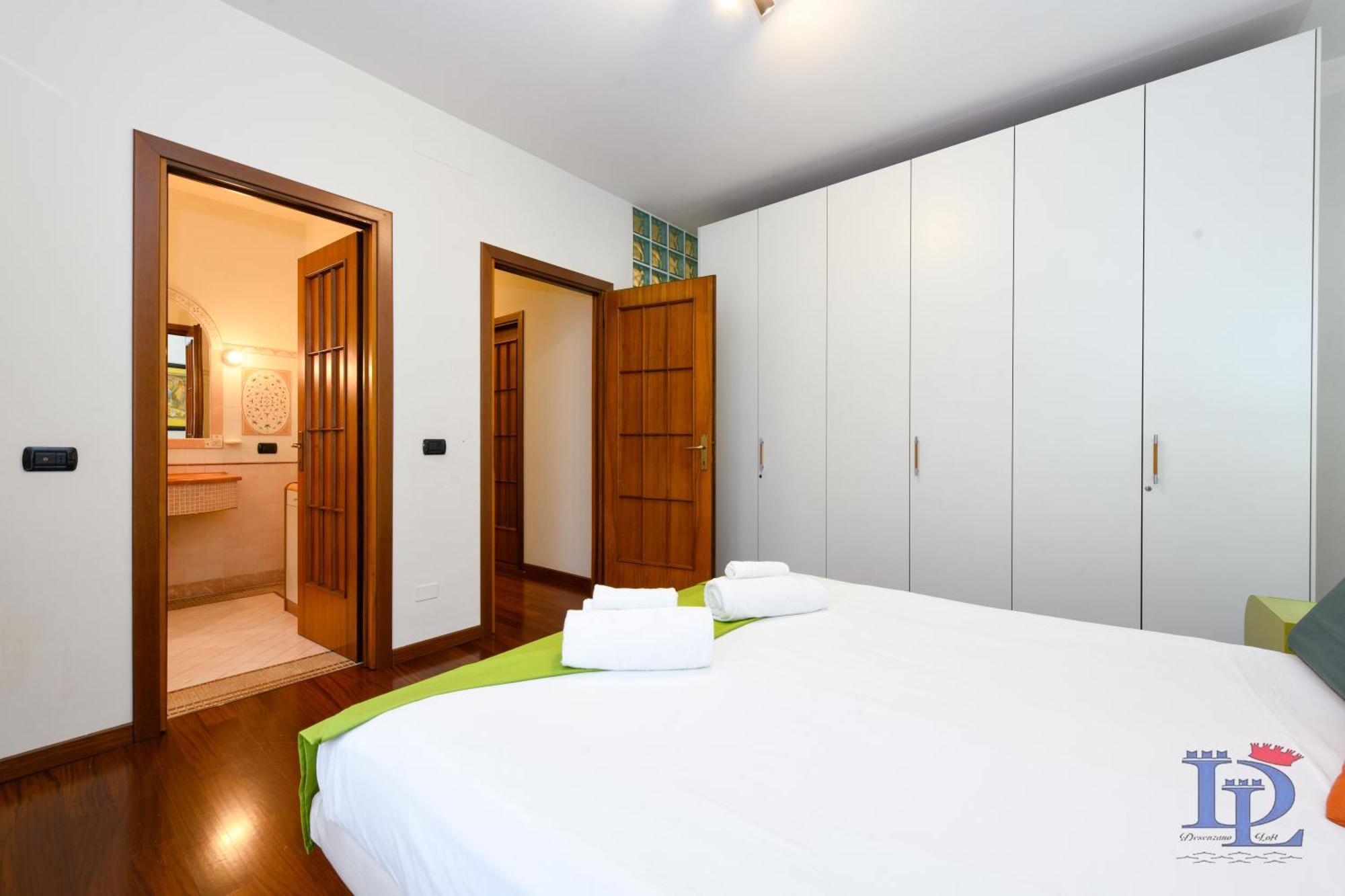 Desenzanoloft Official Partner Marriott Homes & Villas - Gardastar La Stella Del Lago Desenzano del Garda Eksteriør billede