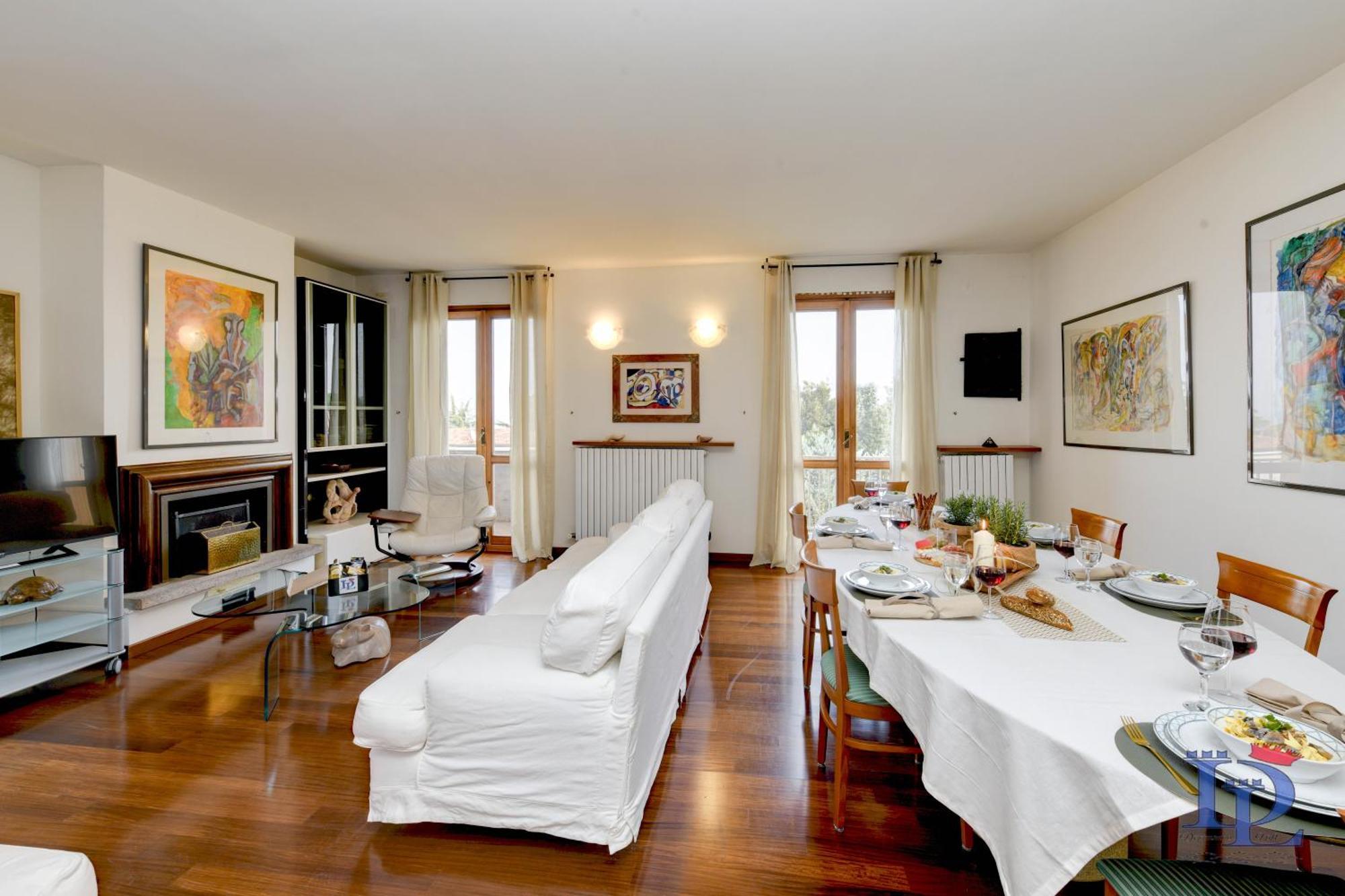Desenzanoloft Official Partner Marriott Homes & Villas - Gardastar La Stella Del Lago Desenzano del Garda Eksteriør billede