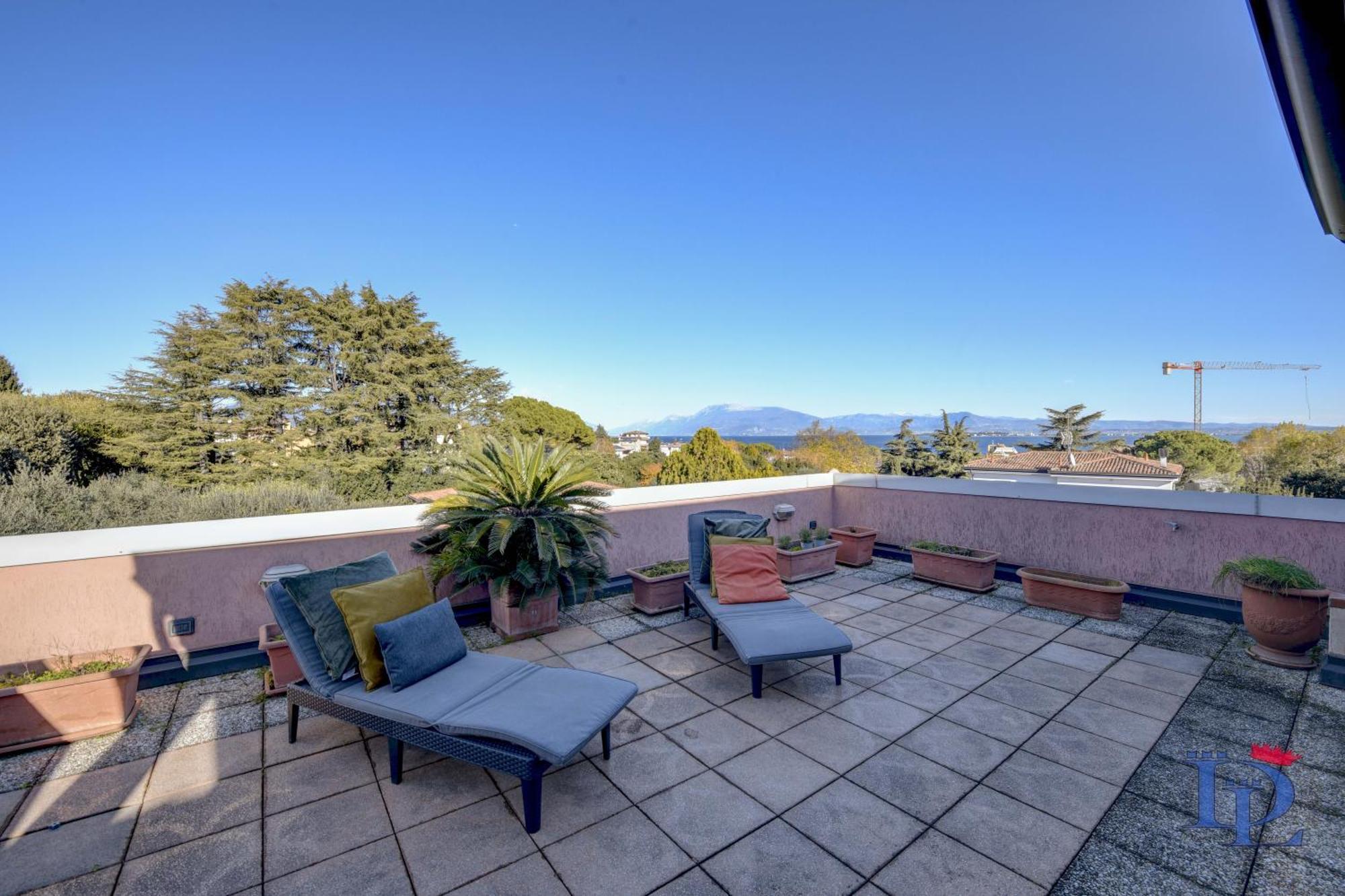 Desenzanoloft Official Partner Marriott Homes & Villas - Gardastar La Stella Del Lago Desenzano del Garda Eksteriør billede