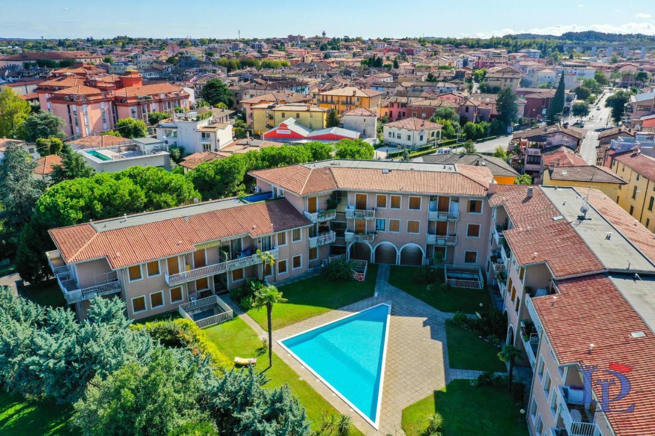 Desenzanoloft Official Partner Marriott Homes & Villas - Gardastar La Stella Del Lago Desenzano del Garda Eksteriør billede